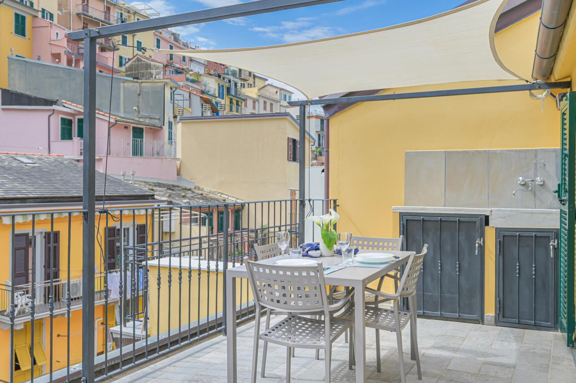 Ca' Del Monica Affittacamere Manarola