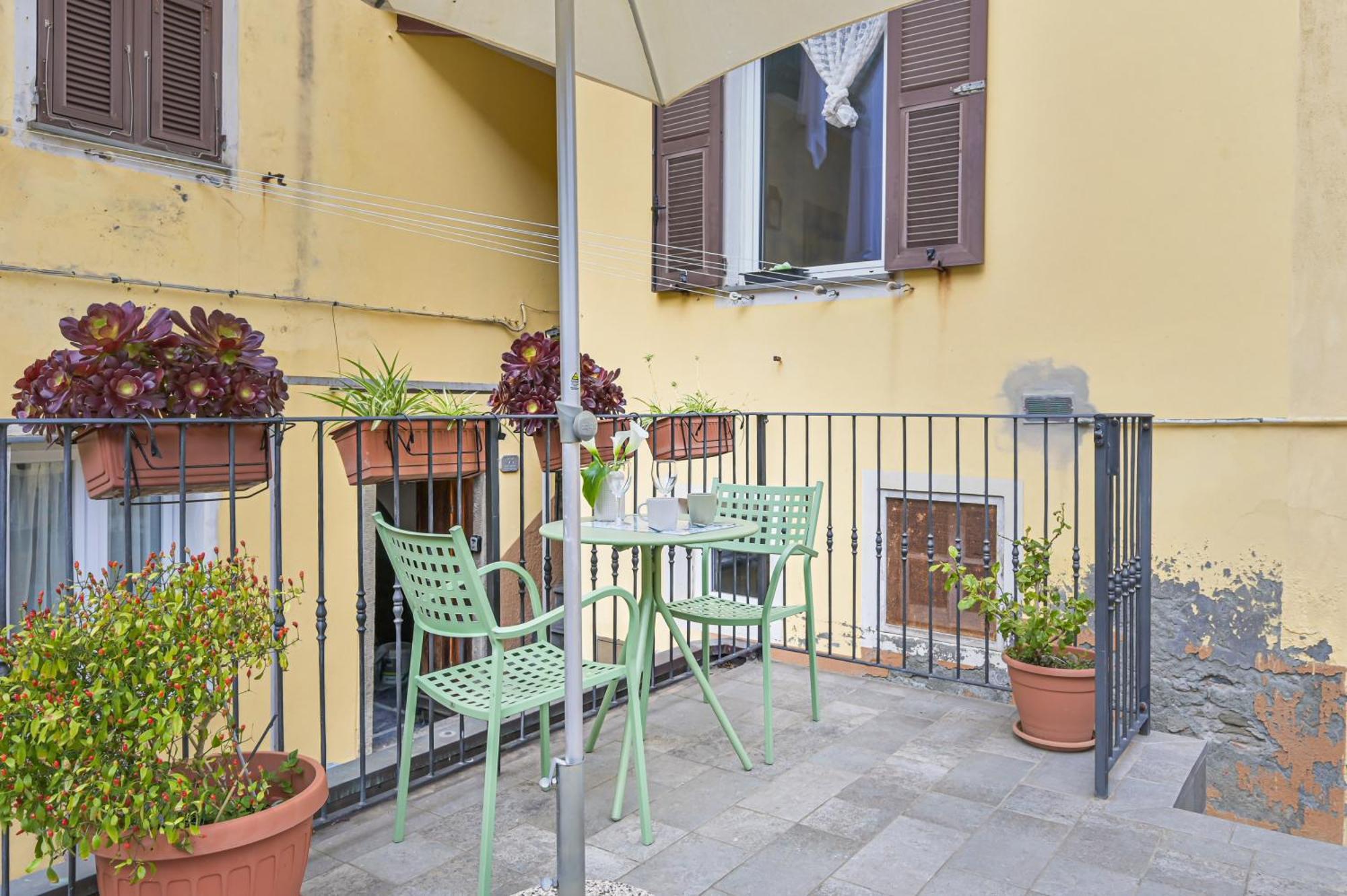 Ca' Del Monica Affittacamere Manarola